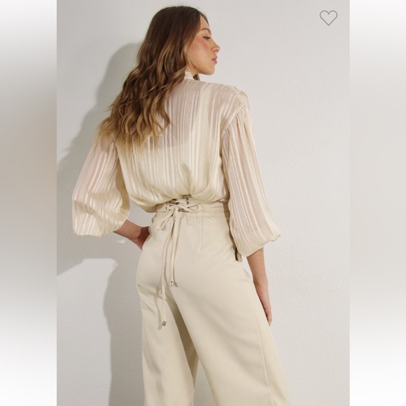 #226 “ RUFFLE BLOUSE” - Picture 7 of 14